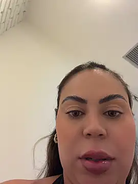 Chat +18 de lariic ao vivo