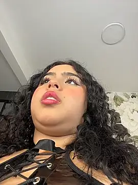 Chat +18 de april_keith4 ao vivo