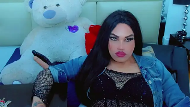 הופעת וובקאם של NharaBigCock