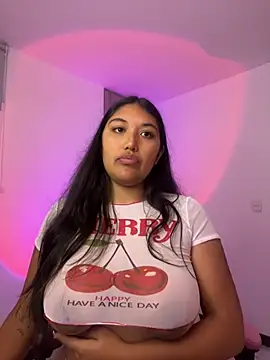 Czat XXX na żywo – SharaRous