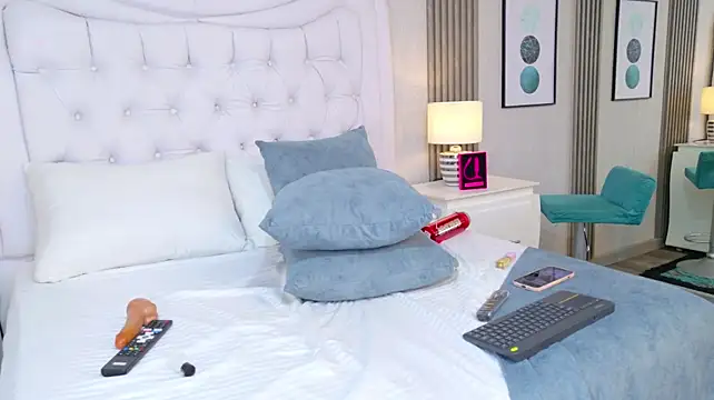 CaitlynMiller – Naživo XXX chat