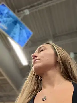 Czat XXX na żywo – lunagirl13