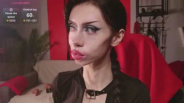 devvilss_toy's Live XXX Chat