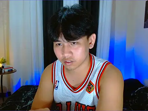 dylan_hardfucker 现场XXX聊天