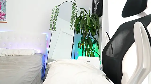 LilyReina's Live XXX Chat