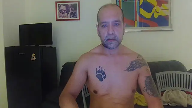 XXX chat uživo modela AMIRDIB2025