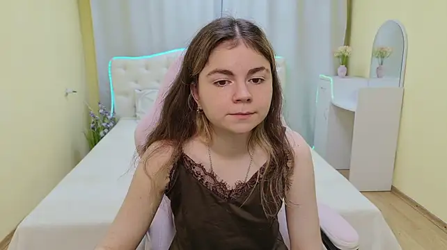 TinaRedly: απευθείας συνομιλία ΧΧΧ