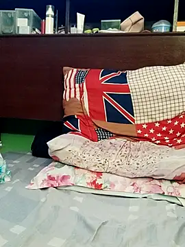 Онлайн чат XXX QueenSoreal