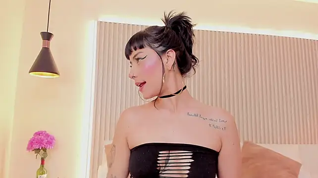 Raavenlux_'s Live XXX Chat