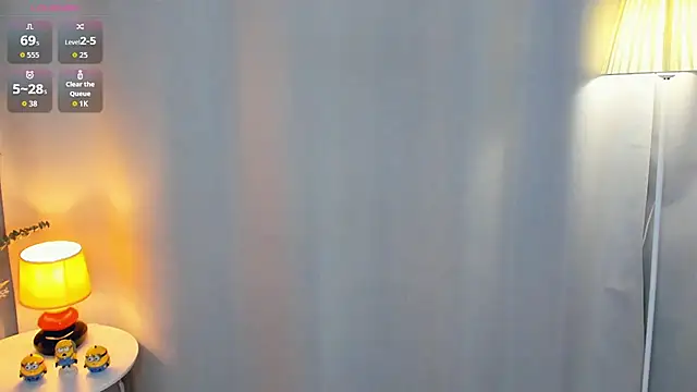 Chat +18 de DianeHonnette ao vivo