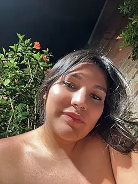 Czat XXX na żywo – Emily_Gomezz