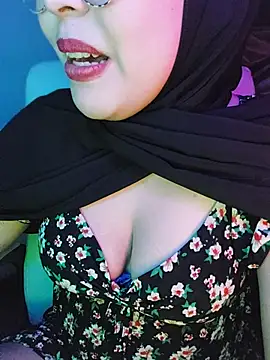 Elinaax 即時 XXX 聊天