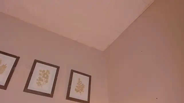 _lucia_18 লাইভ XXX চ্যাট