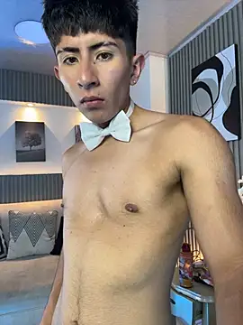 AndyJustgame_ élő XXX-chatje