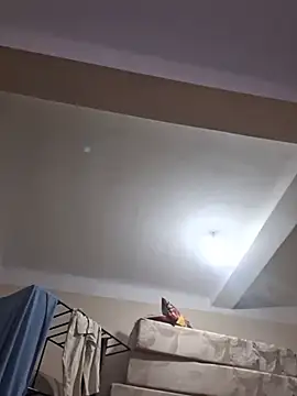 הופעת וובקאם של Hamiddffffddd
