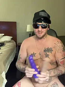 Livingpuddle's Live XXX Chat