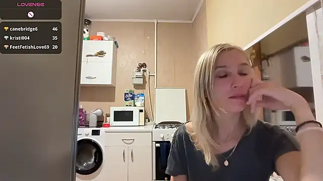 AngelJeni – Naživo XXX chat