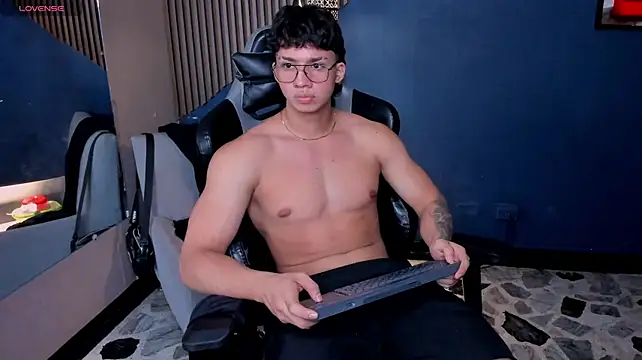 Axxel_Muscle Live XXX-Chat