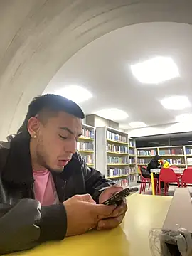 Онлайн чат XXX Taylor_DiamondBoy