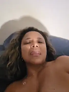 Chatroom XXX en direct de Yagodit