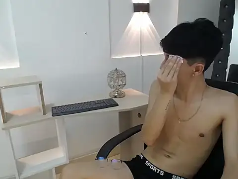 Nicolas_Rosenthal XXX чат на живо