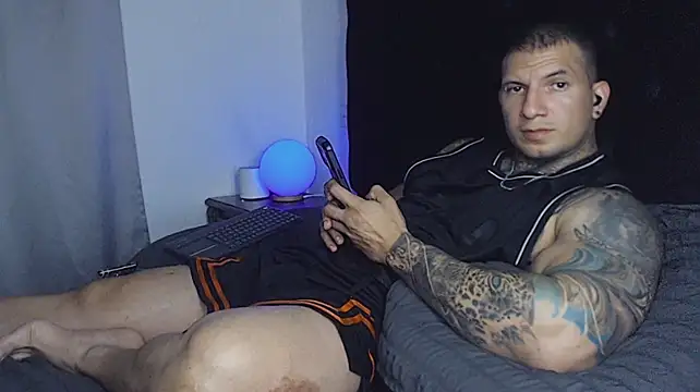 Shane_Clay Adlı Modelin Canlı XXX Sohbeti
