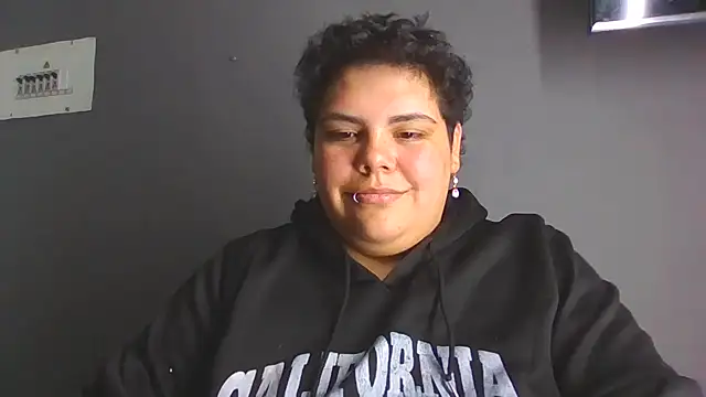 Hailey_Curvy's Live XXX Chat