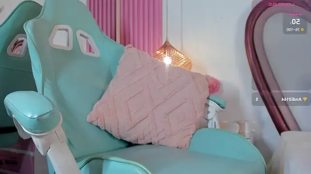 AriaCush Chat XXX in diretta