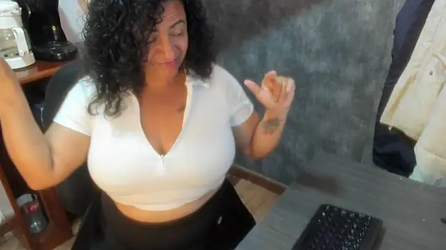 Natasha_Fox_Bms' Live XXX Chat