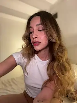 SelenaStoneのライブXXXチャット