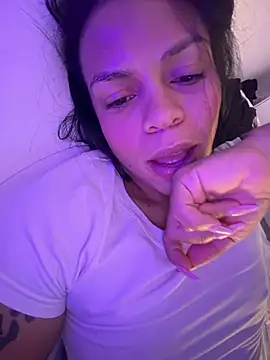 Charly_ Live XXX-chat
