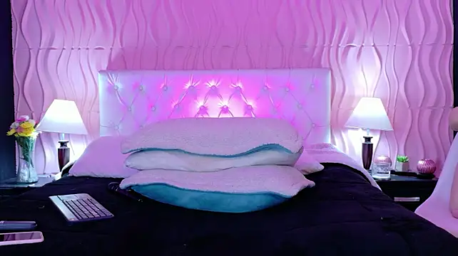 Veronica_Nasty_'s Live XXX Chat