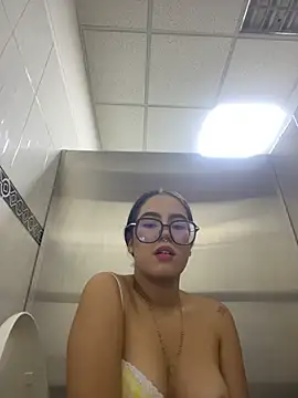 TopDollXXX 라이브 XXX 채팅