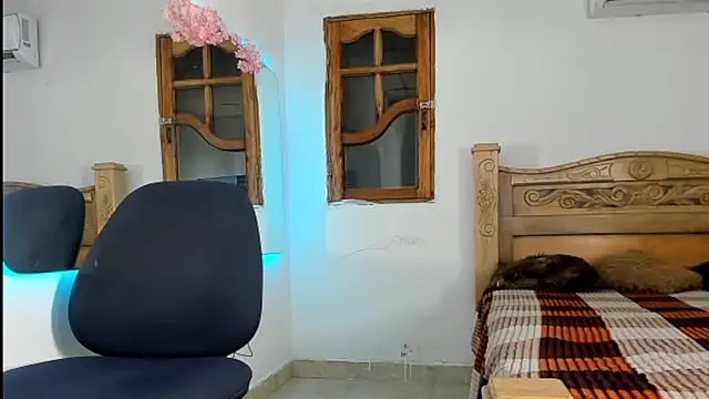 nedye_rouss – Live XXX-chat