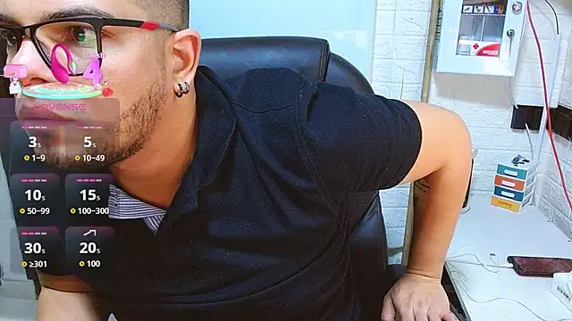 Chat XXX ao vivo de Realjoel01