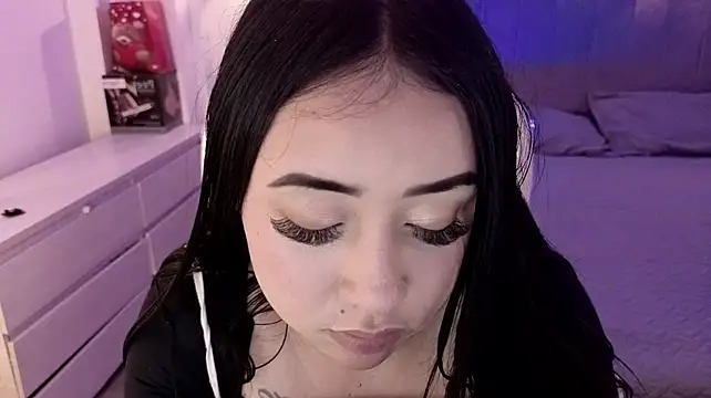 iam_sofiia Adlı Modelin Canlı XXX Sohbeti