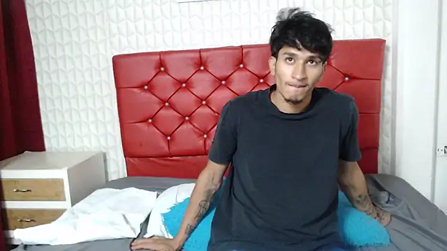 Zayn_Moretti Live XXX-chat