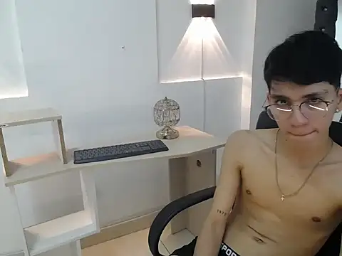 Nicolas_Rosenthal live XXX chat