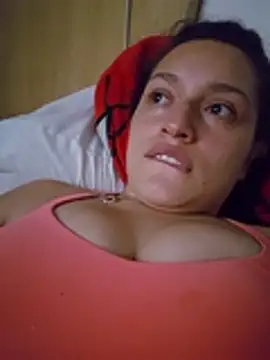 MeganDolll élő XXX-chatje