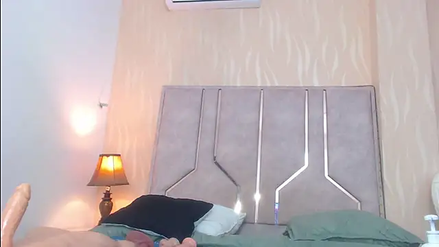 دردشة TINNATAYLOR الجنسية المباشرة