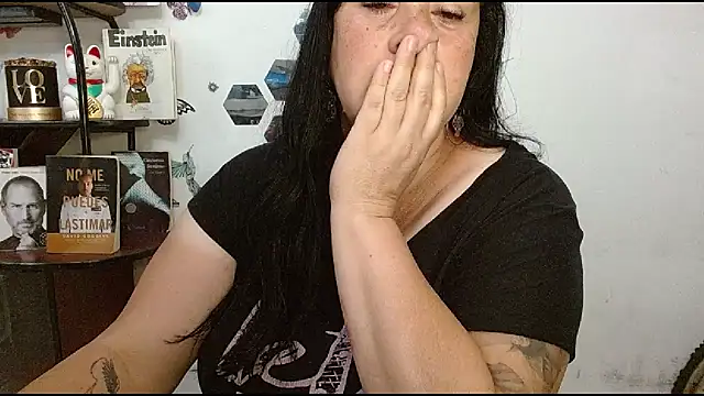 Živý XXX chat LauraMallioni