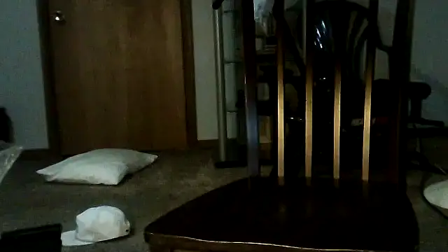 WyattL96's Live XXX Chat