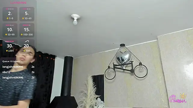 Almaazz's Live XXX Chat