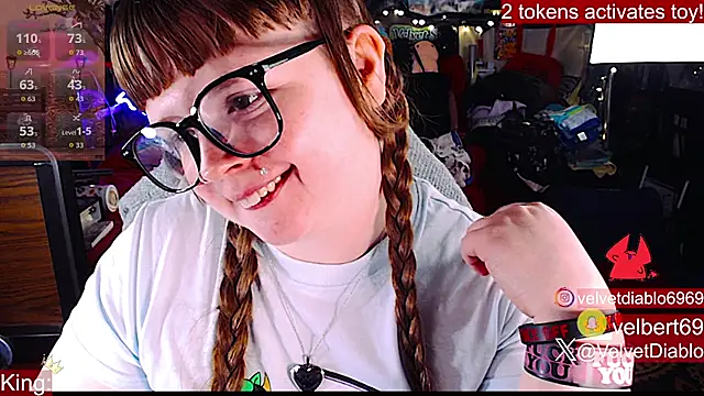 Chat XXX en directo de VelvetDiablo