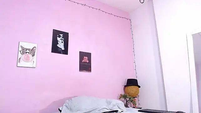 tiberius_blaunch XXX чат на живо