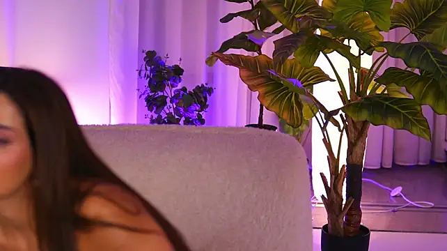 XXX chat uživo modela Arabian_Rose