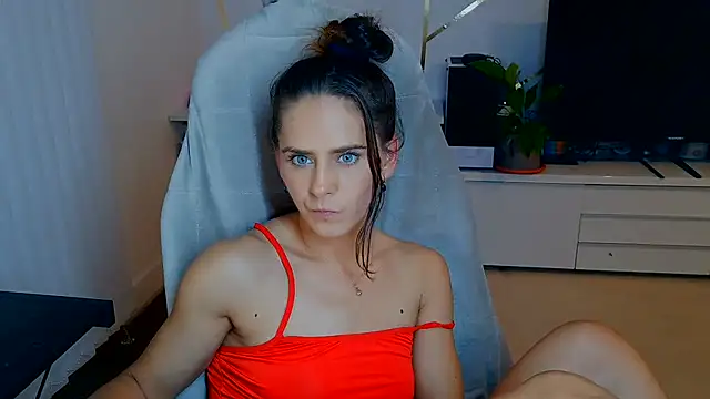 khalessi13 Live XXX Chat