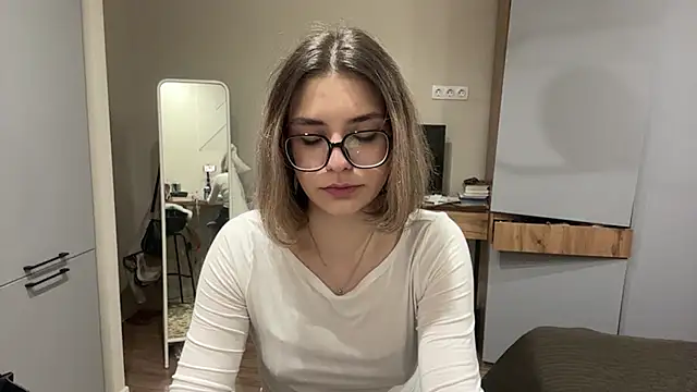 AnnaVelvetFiren Live XXX chat