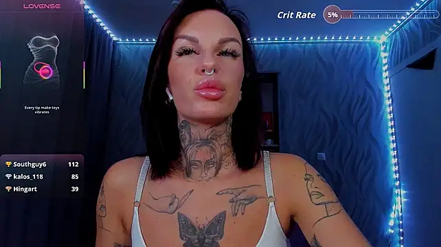 Živý XXX chat angel_devil_forever