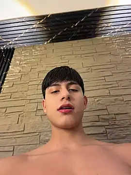 Lander_Cruz 现场XXX聊天